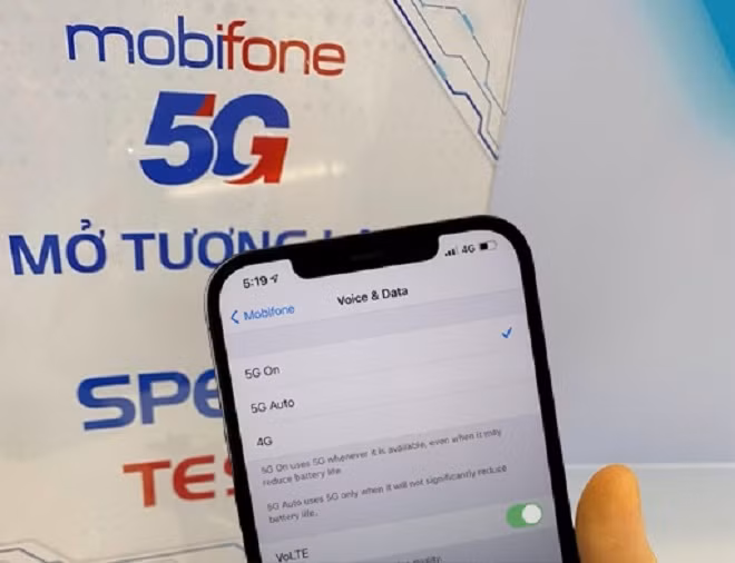 Thuê bao MobiFone là những khách hàng đầu tiên tại Việt Nam trải nghiệm mạng 5G trên iPhone