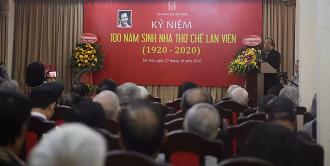 Lễ Kỷ niệm 100 năm Ngày sinh của nhà thơ Chế Lan Viên tại Hội Nhà văn Việt Nam.