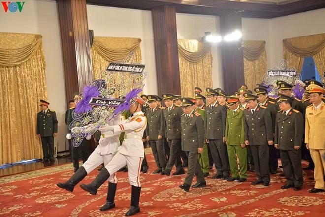 Đoàn Bộ Công an phía Nam do Thiếu tướng Nguyễn Đắc Thế, Phó Chánh Văn phòng làm Trưởng đoàn.