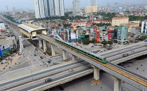 Tuyến đường sắt đô thị Cát Linh-Hà Đông đã 8 lần lỡ hẹn vận hành thương mại. Tuyến đường sắt đô thị Cát Linh-Hà Đông đã 8 lần lỡ hẹn vận hành thương mại.