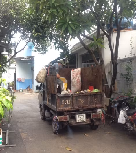 Hiện nay, mỗi ngày trên địa bàn TP Hồ Chí Minh thải ra hơn 8.300 tấn rác sinh hoạt.