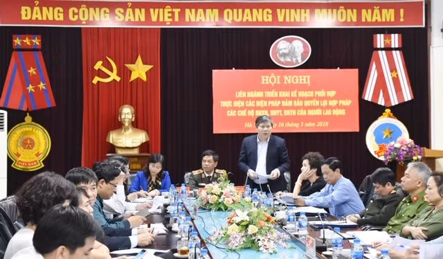 Bảo hiểm xã hội TP Hà Nội thường xuyên phối hợp với các đơn vị liên quan để đảm bảo quyền, lợi ích hợp pháp cho người lao động