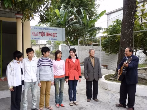 Không khí tập luyện ở Nhạc viện đồng quê.