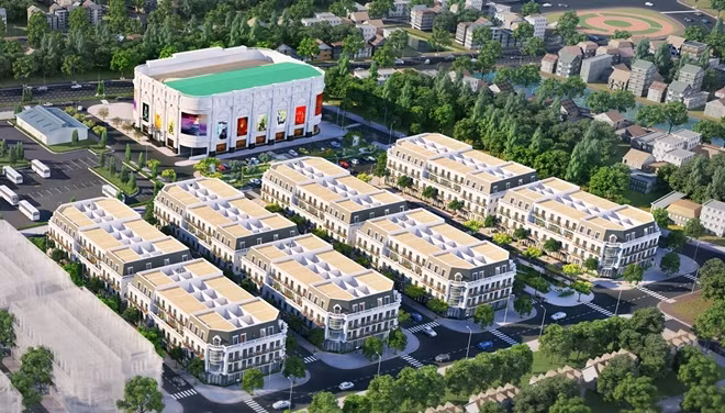 Vincom Shophouse Cẩm Phả tọa lạc tại vị trí chiến lược giữa trung tâm phát triển mới của thành phố Cẩm Phả, nơi có hệ thống giao thông huyết mạch như Quốc lộ 18 nối Hạ Long - Cẩm Phả - Móng Cái và bến xe Cẩm Phả.