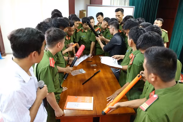 Một số hình ảnh trong buổi huấn luyện phòng chống thiên tai, lụt bão, cứu hộ, cứu nạn