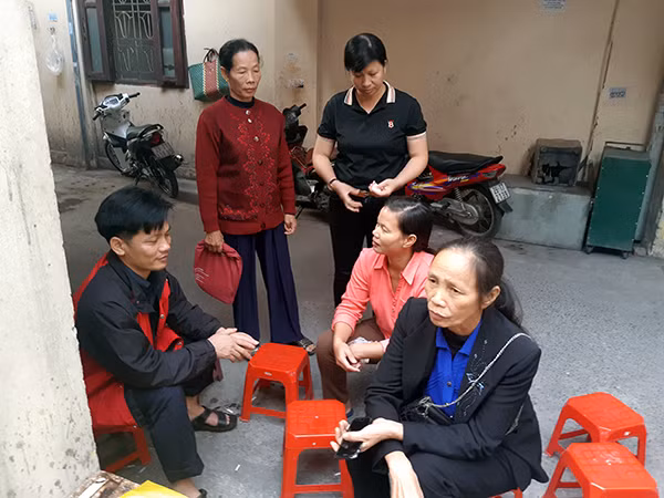 Một số người dân xã Đồng Lương (Cẩm Khê, Phú Thọ) phản ánh tình trạng ô nhiễm môi trường. Một số người dân xã Đồng Lương (Cẩm Khê, Phú Thọ) phản ánh tình trạng ô nhiễm môi trường.