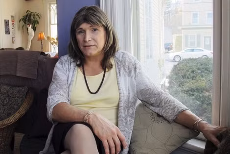 Bà Christine Hallquist được kỳ vọng trở thành thị trưởng chuyển giới đầu tiên của nước Mỹ. Bà Christine Hallquist được kỳ vọng trở thành thị trưởng chuyển giới đầu tiên của nước Mỹ.