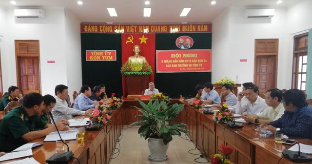 Quang cảnh HN sơ kết công tác đấu tranh chống “diễn biến hòa bình” trên lĩnh vực tư tưởng, văn hóa 6 tháng đầu năm 2018 tỉnh Kon Tum