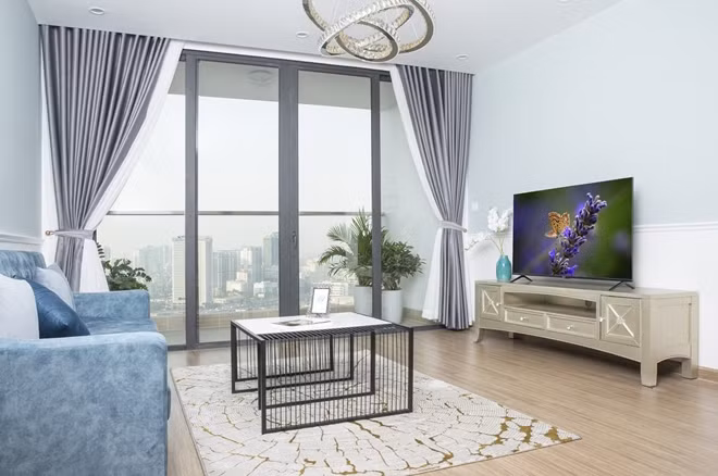 Hình ảnh những mẫu sản phẩm Ti vi thông minh đầu tiên của Vsmart, với điểm nổi trội là sử dụng hệ điều hành Android có bản quyền trực tiếp từ Google.