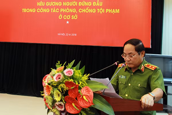 Trung tướng Đồng Đại Lộc phát biểu khai mạc Hội thảo