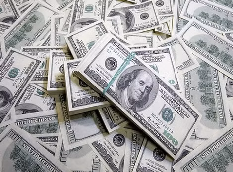 3,5 tỷ USD được rửa qua các ngân hàng Thụy Sỹ trong năm 2014.