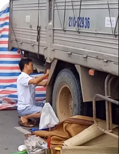 Hiện trường vụ tai nạn. Ảnh: N.T.L.Anh