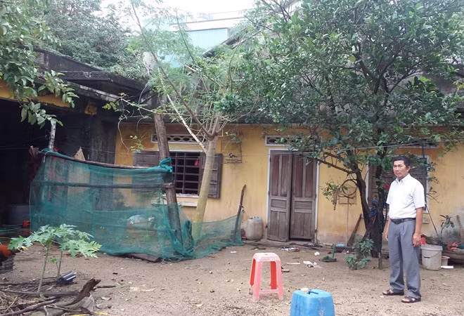 Ngôi nhà hiện đã xuống cấp.