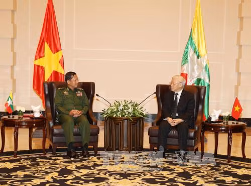 Tổng Bí thư Nguyễn Phú Trọng tiếp Thống tướng Min Aung Hlaing, Tổng Tư lệnh các lực lượng vũ trang Myanmar
