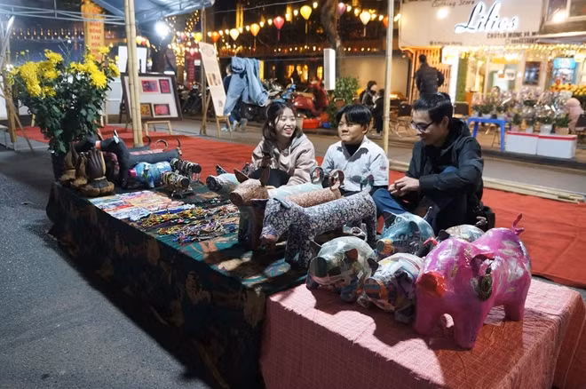 Những con giống được tạo ra bởi bàn tay khéo léo của các nghệ nhân.