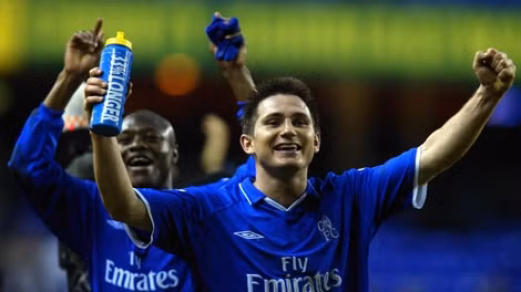Lampard là chứng nhân lịch sử cho một giai đoạn Chelsea vượt trội trước Tottenham.
