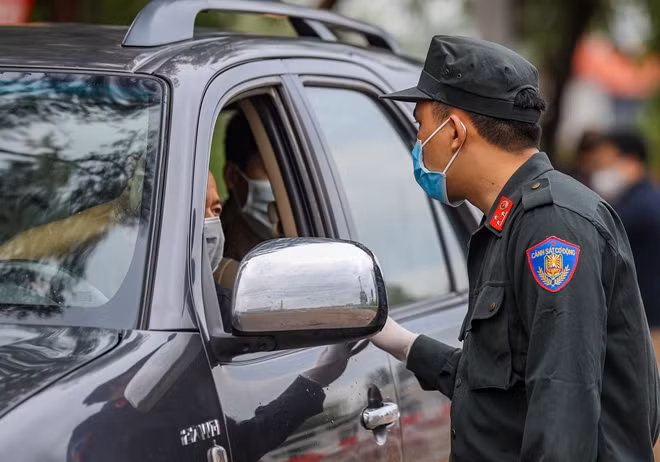 Theo dự kiến từ 0h ngày 4/3, xã Sơn Lôi, huyện Bình Xuyên, tỉnh Vĩnh Phúc sẽ được chính thức dỡ bỏ phong tỏa sau khi cách ly đủ 20 ngày theo quyết đinh của tỉnh Vĩnh Phúc.