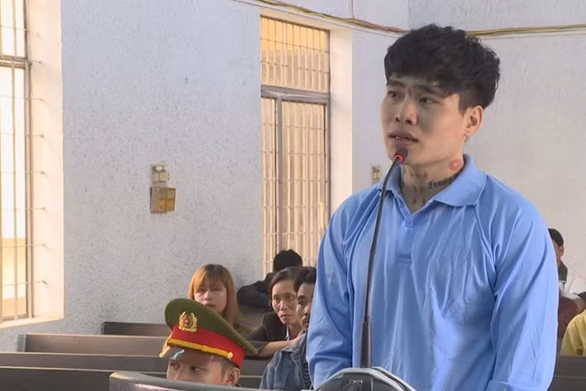 Nam thanh niên phải đứng trước vành móng ngựa sau khi được bạn gái nhí chủ động rủ đi chơi…