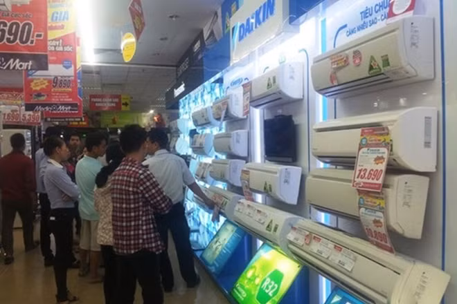 Sức mua sản phẩm chống nóng đang tăng mạnh khi vào hè.