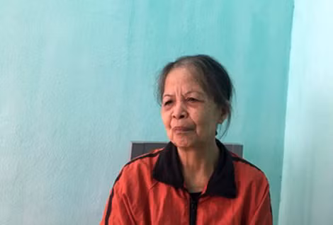Bà Phạm Thị Xuân khi bị bắt tại trại giam.