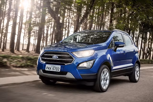 EcoSport mới sẽ được phân phối chính thức từ sau Tết Nguyên đán. EcoSport mới sẽ được phân phối chính thức từ sau Tết Nguyên đán.