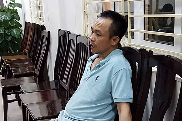 Chủ xe Corolla Altis Nguyễn Bá Lam
