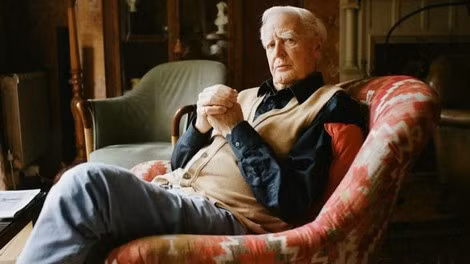 Nhà văn trinh thám nổi tiếng thế giới John le Carré đã qua đời tối 12-12 vì chứng viêm phổi. ảnh: Getty