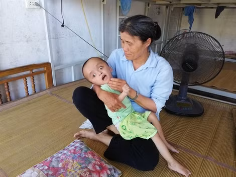 Nếu không có sự quyết tâm của sơ Hiên, có lẽ Mai Chi đã từ bỏ cuộc đời rất lâu rồi.