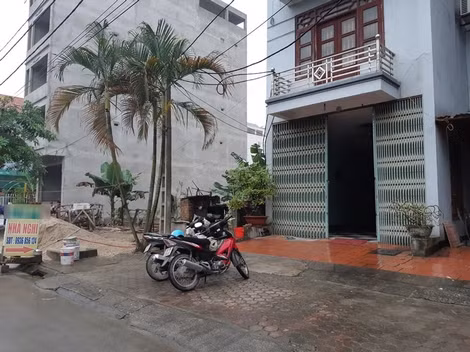 Nhà nghỉ B.H nơi xảy ra vụ việc nữ sinh bị xâm hại.