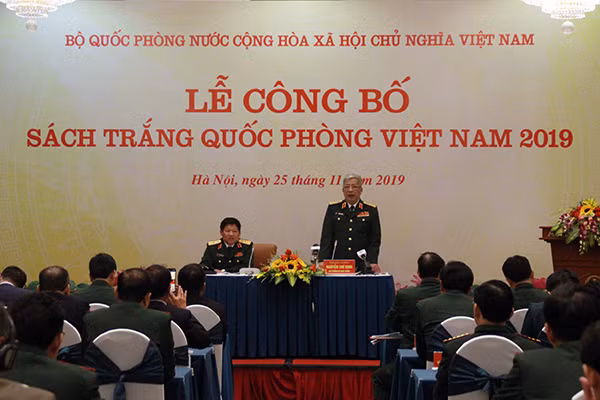 Thứ trưởng Nguyễn Chí Vinh trả lời báo chí trong và ngoài nước