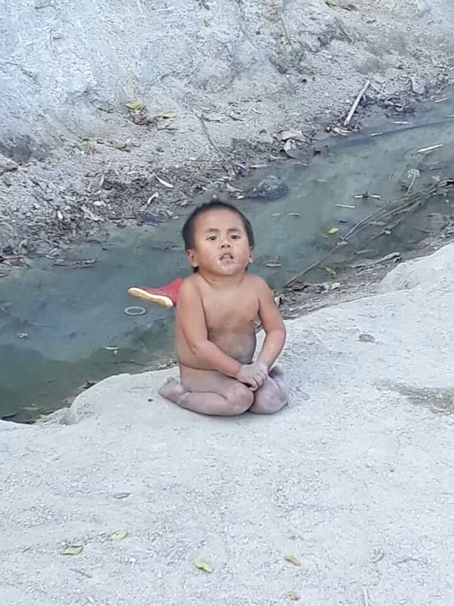 Vàng Thị Pàng ngày ở bản.