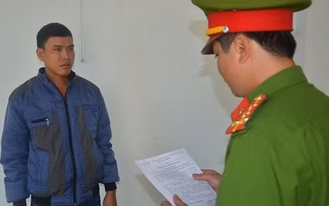 Đối tượng Sang bị Công an bắt giữ.