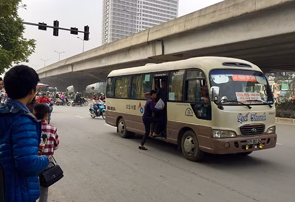 Giá vé các phương tiện dịp Tết Nguyên đán được nhiều người dân quan tâm.