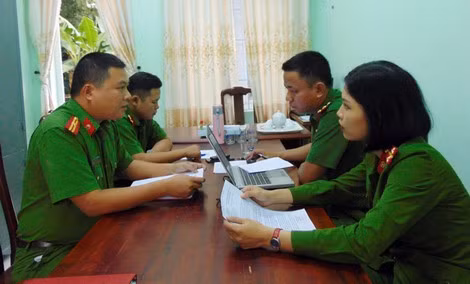 Ban Công an xã Điện Hòa, thị xã Điện Bàn họp bàn công tác.