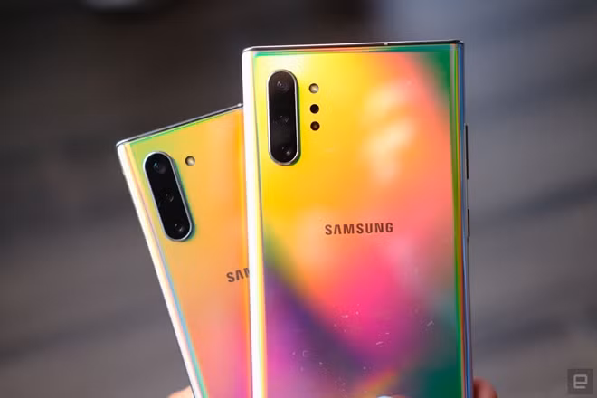 Cả Note 10 và Note 10+ đều được trang bị cụm 3 camera chính, riêng Note 10+ có thêm camera đo độ sâu trường ảnh với khả năng quét vật thể 3D là DepthVison Camera.
