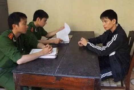 Cường "gấu" bị bắt trong 1 vụ án trước.