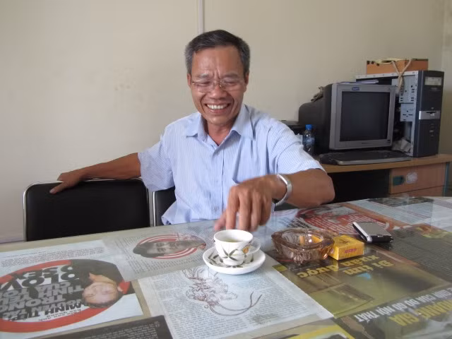 Nụ cười hạnh phúc của ông Chắt khi nói về sự trưởng thành của các bé tại trung tâm.