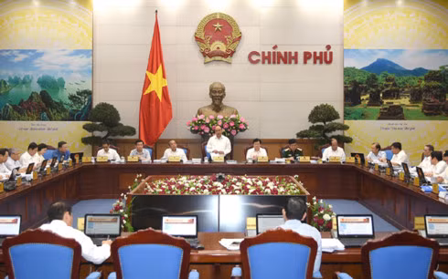 Thủ tướng cho rằng nhiệm vụ quan trọng là phải tháo gỡ để thể chế pháp luật, chính sách sát hơn cuộc sống Thủ tướng cho rằng nhiệm vụ quan trọng là phải tháo gỡ để thể chế pháp luật, chính sách sát hơn cuộc sống