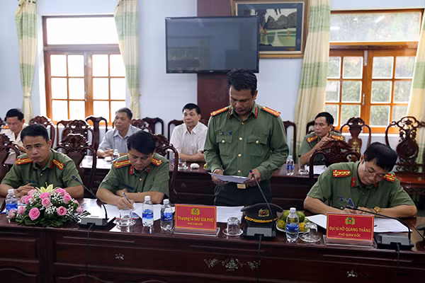 Lãnh đạo Công an tỉnh phát biểu tại buổi gặp mặt. Lãnh đạo Công an tỉnh phát biểu tại buổi gặp mặt.