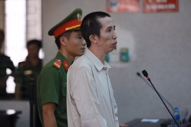 Bị cáo Bùi Văn Công.