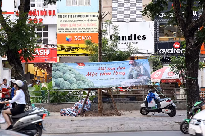 Chương trình dự kiến kéo dài trong một tháng và sẽ giúp nông dân Quảng Ngãi giải cứu khoảng 1.100 tấn dưa.
