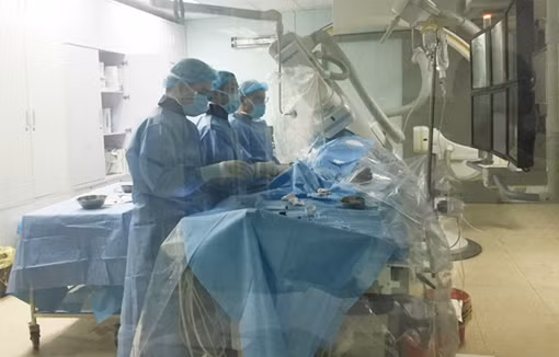 Cứu sống bệnh nhân sốc mất máu cấp do đứt động mạch và tĩnh mạch