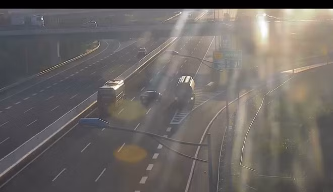 Hình ảnh vi phạm của xe ô tô được camera giao thông ghi lại.