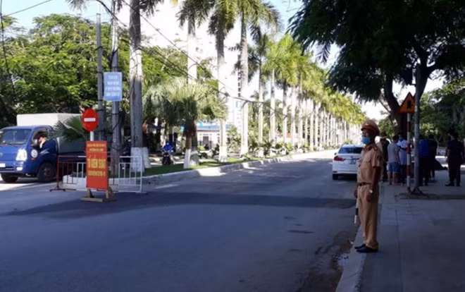 Lực lượng chức năng kiểm soát toàn bộ khu vực có người nhiễm bệnh