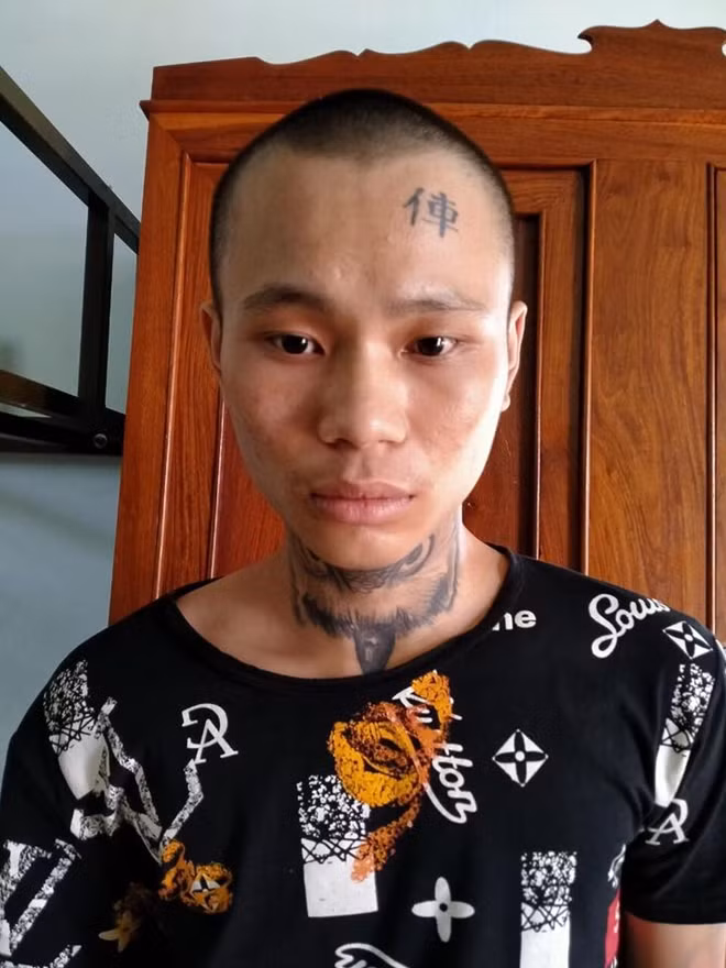Đối tượng Phạm Viết Việt.