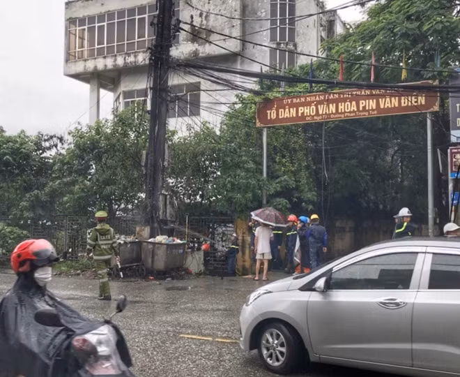 Lực lượng chức năng tại hiện trường