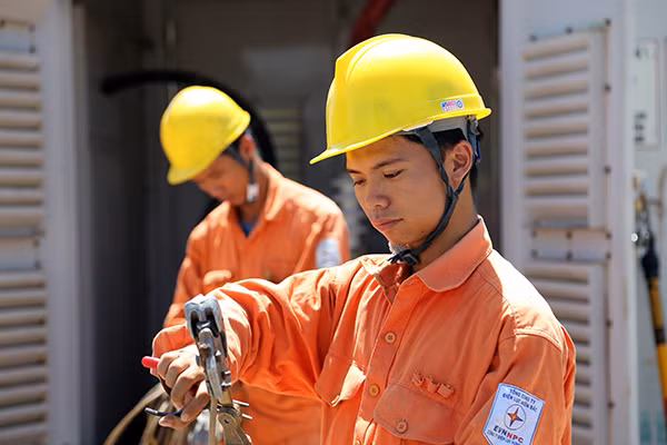 Trong tháng 5-2019, EVNNPC đã đảm bảo cấp điện an toàn, ổn định trên địa bàn 27 tỉnh, thành phố miền Bắc. Trong tháng 5-2019, EVNNPC đã đảm bảo cấp điện an toàn, ổn định trên địa bàn 27 tỉnh, thành phố miền Bắc.