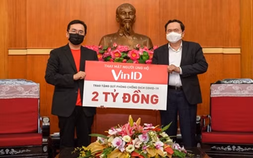 VinID hợp tác với nghệ sĩ Sơn Tùng M-TP, độc quyền phân phối áo thời trang “có một không hai” ảnh 4