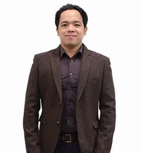 Jaray Singhakowinta, giáo sư nghiên cứu về tình dục Viện Quản lý Phát triển Quốc gia (NIDA).