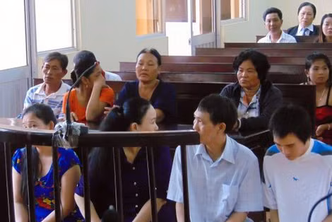 Phiên tòa xét xử Lý Búp Pha và đồng bọn.